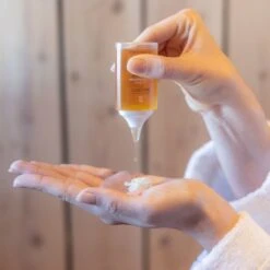 Gocce Autoabbronzanti Biologiche 35 Ml Soins Solaires Viso E Corpo Laboratoires De Biarritz -Negozio Di Cosmetici 115697